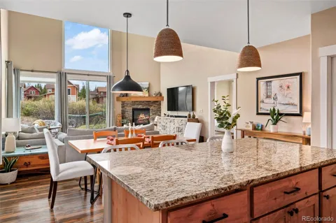 33 Beaver Brook Trail