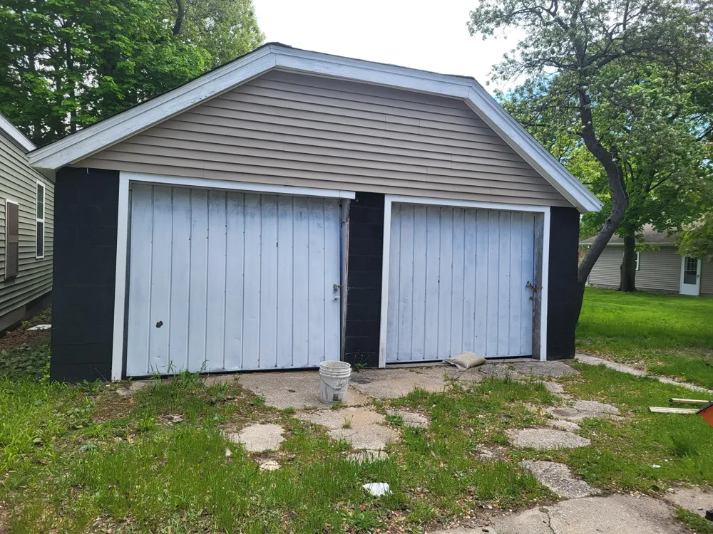 805 High Street Manistee City, MI 49660