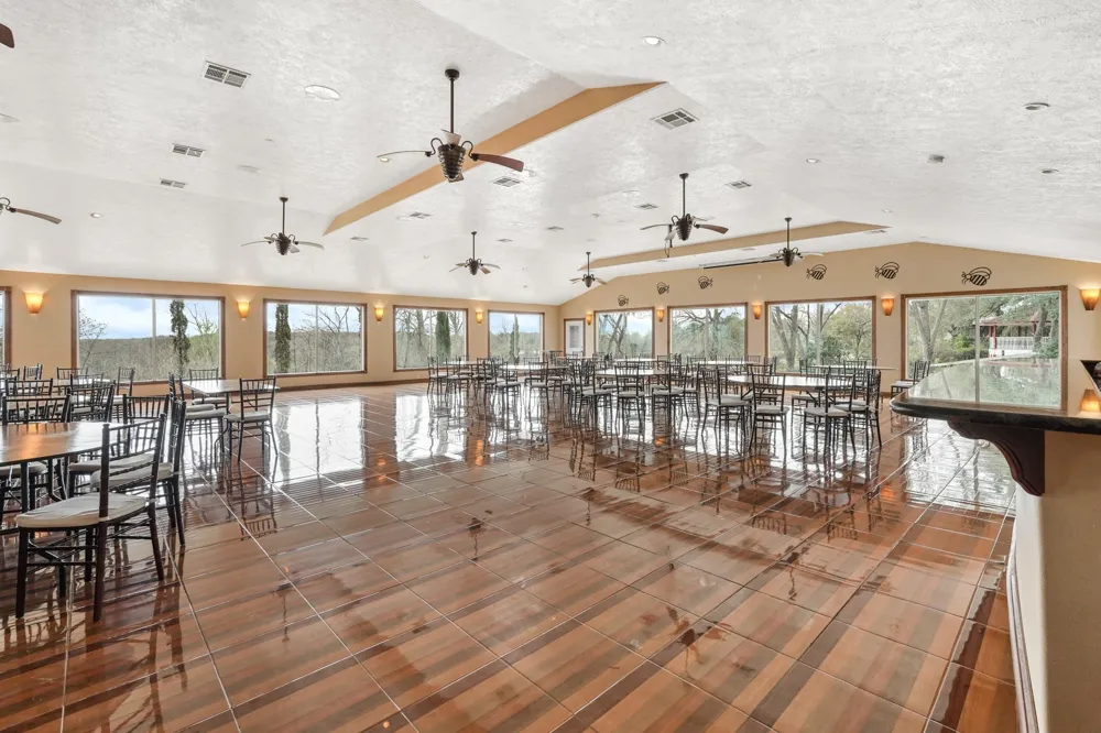 800 E Highway 90 Dayton, TX 77535