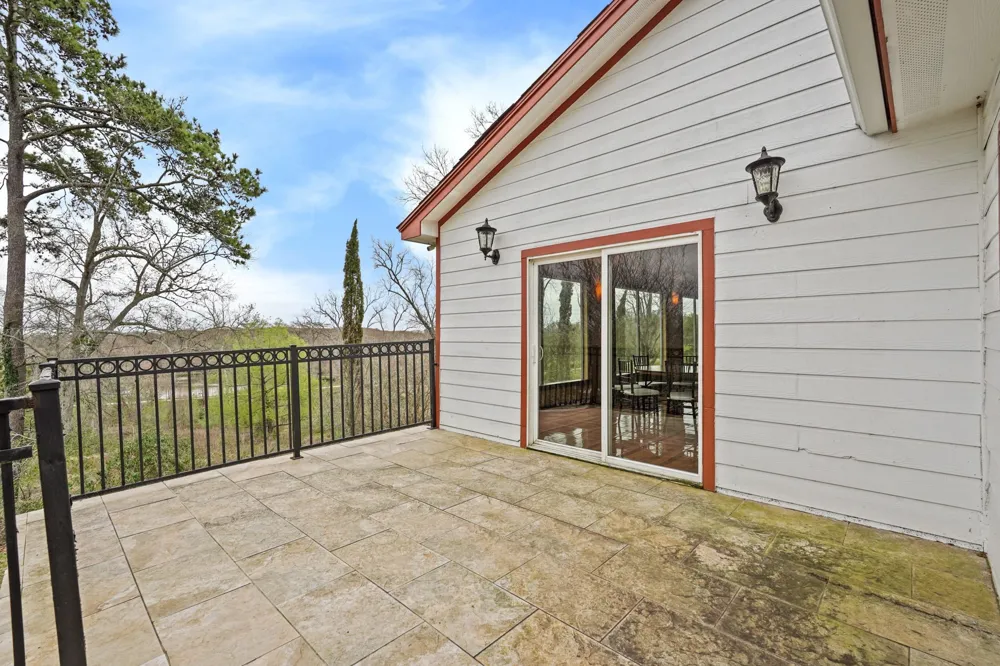 800 E Highway 90 Dayton, TX 77535