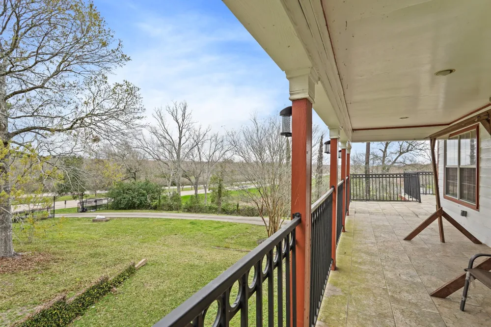 800 E Highway 90 Dayton, TX 77535