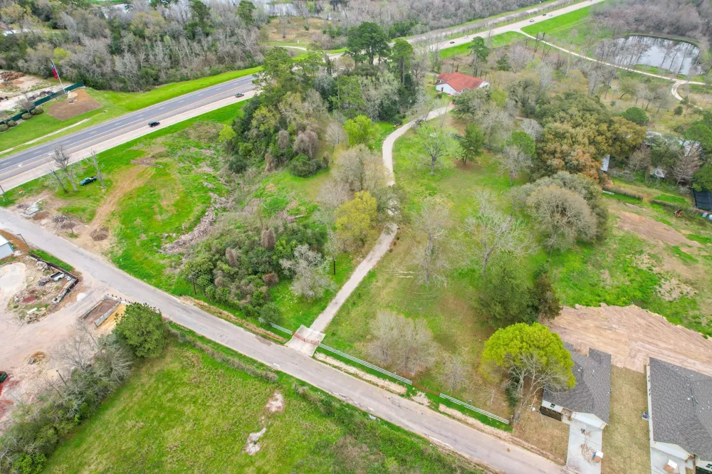 800 E Highway 90 Dayton, TX 77535