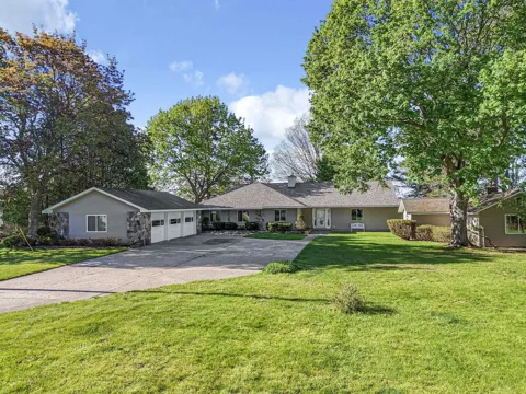 1016 Sunnyside Drive