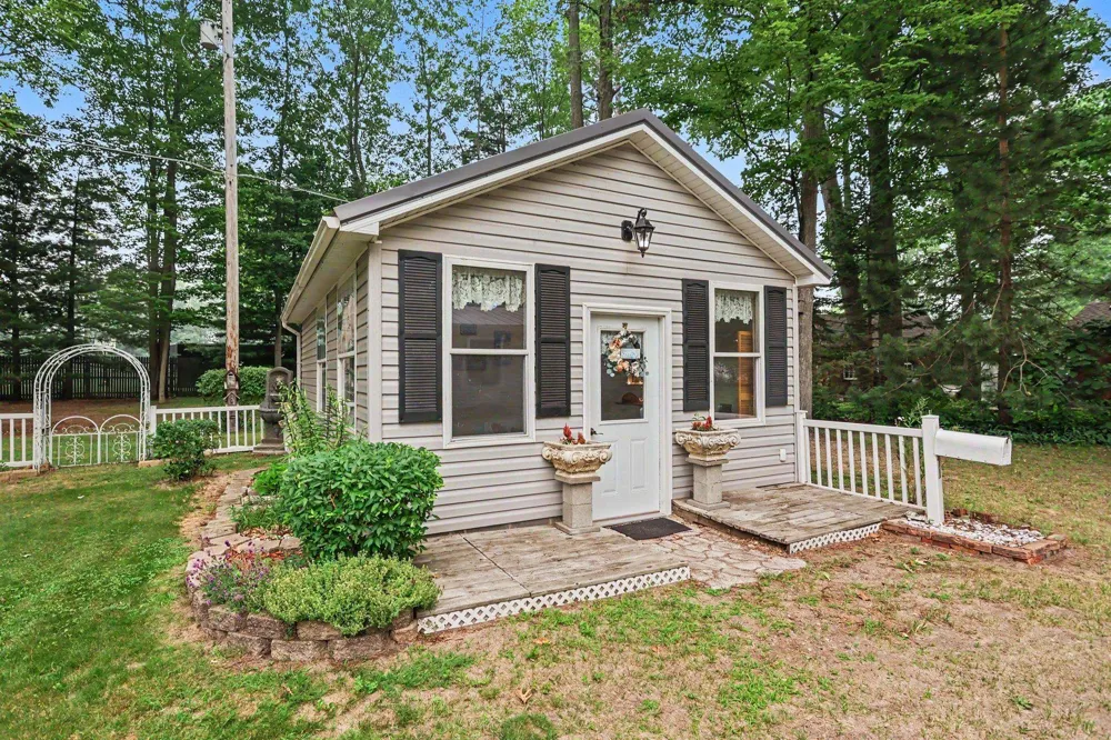 2423 West Drive Whitney Township, MI 48763