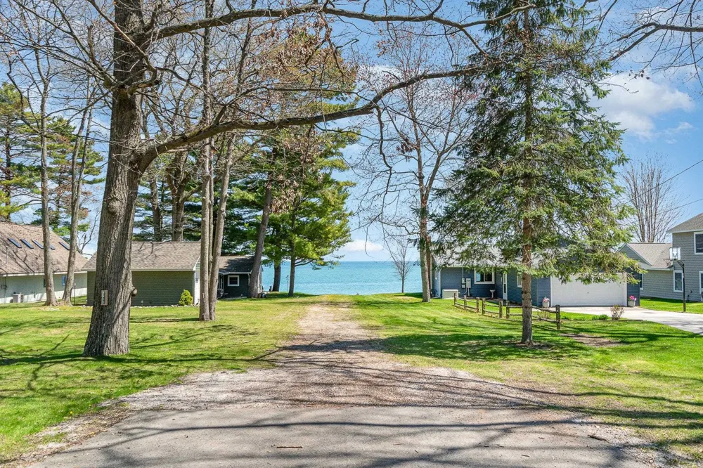 2423 West Drive Whitney Township, MI 48763