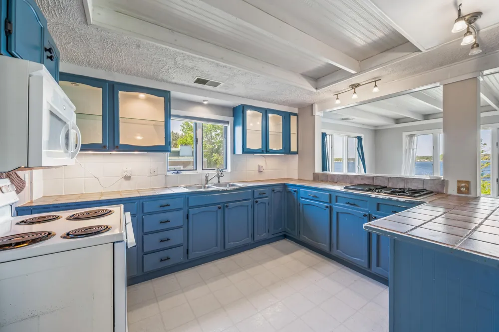 19454 E Chippewa Lake Drive Chippewa Township, MI 49320