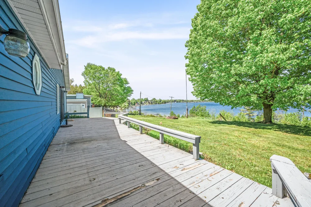 19454 E Chippewa Lake Drive Chippewa Township, MI 49320