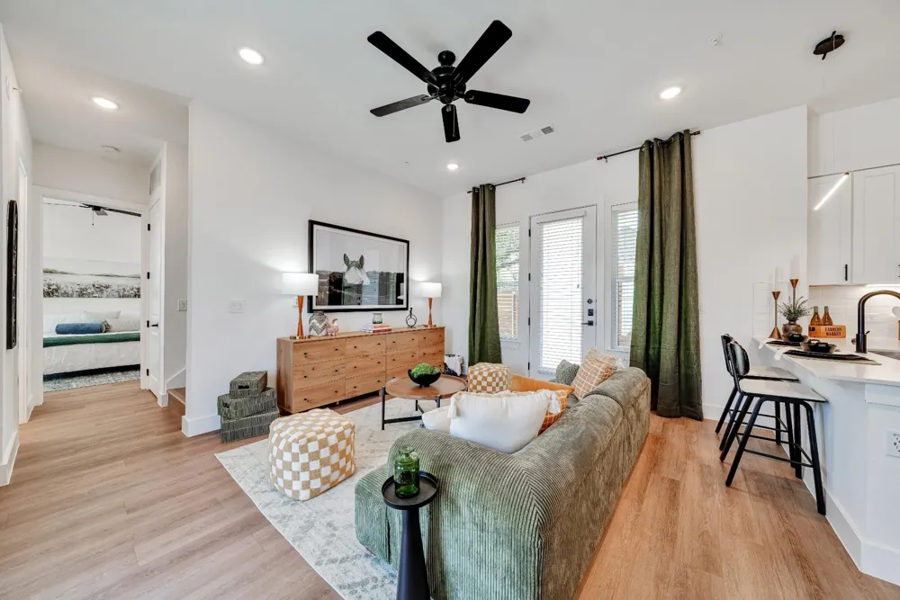 1601 Mustang Drive Marble Falls, TX 78654