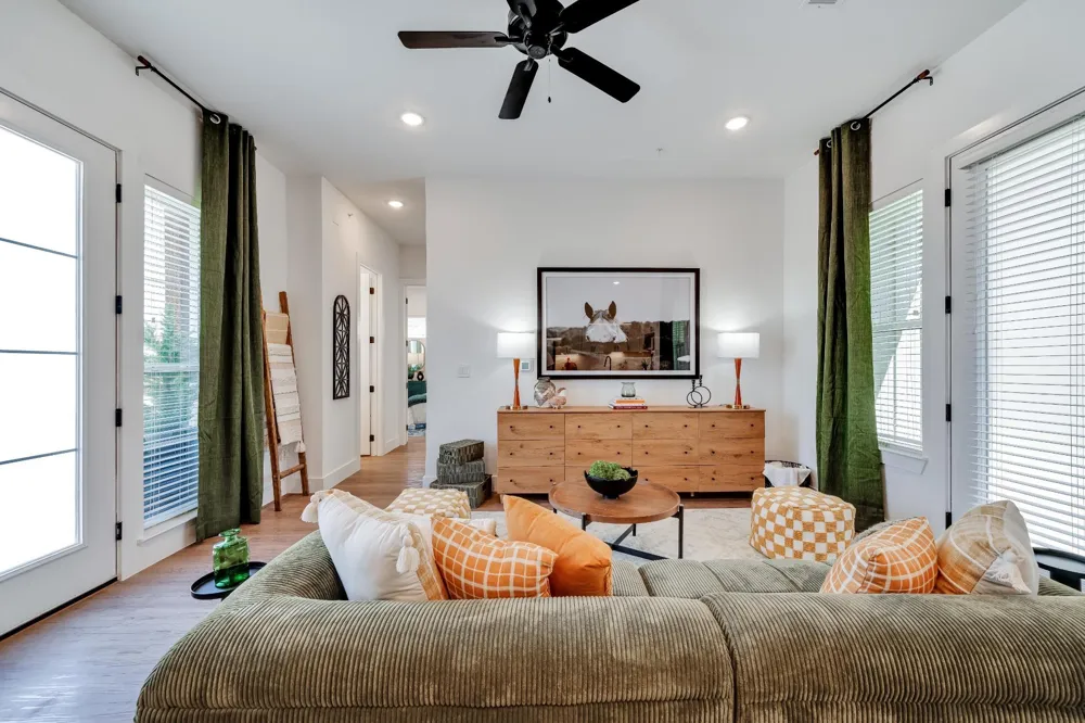 1601 Mustang Drive Marble Falls, TX 78654