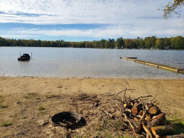 4022 Chippewa Trail Plainfield Township, MI 48739