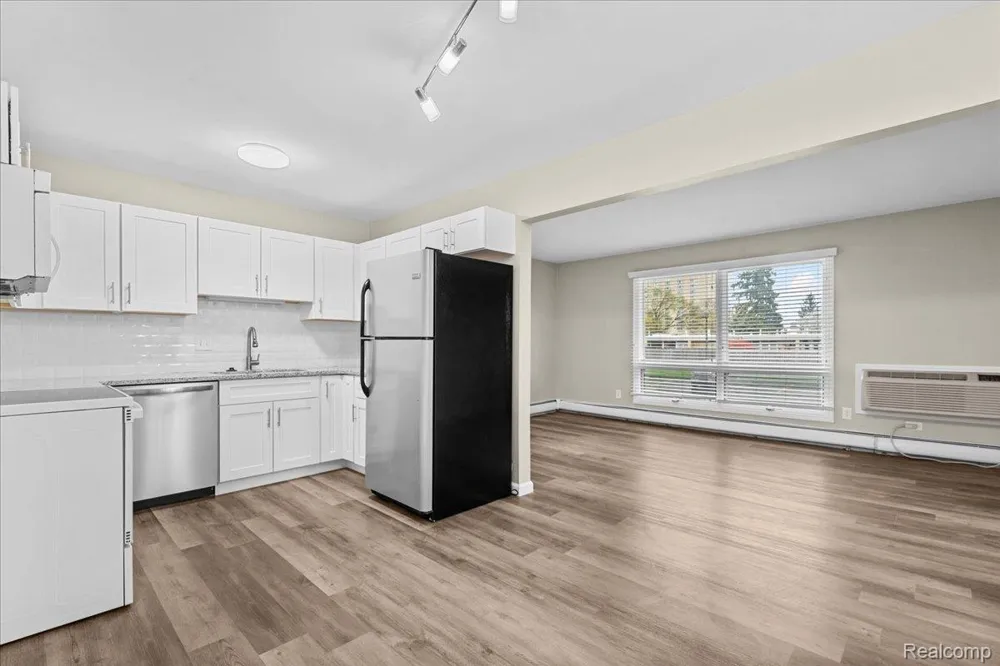 1545 CHERBONEAU #41 Detroit City, MI 48207