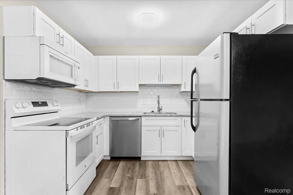 1545 CHERBONEAU #41 Detroit City, MI 48207