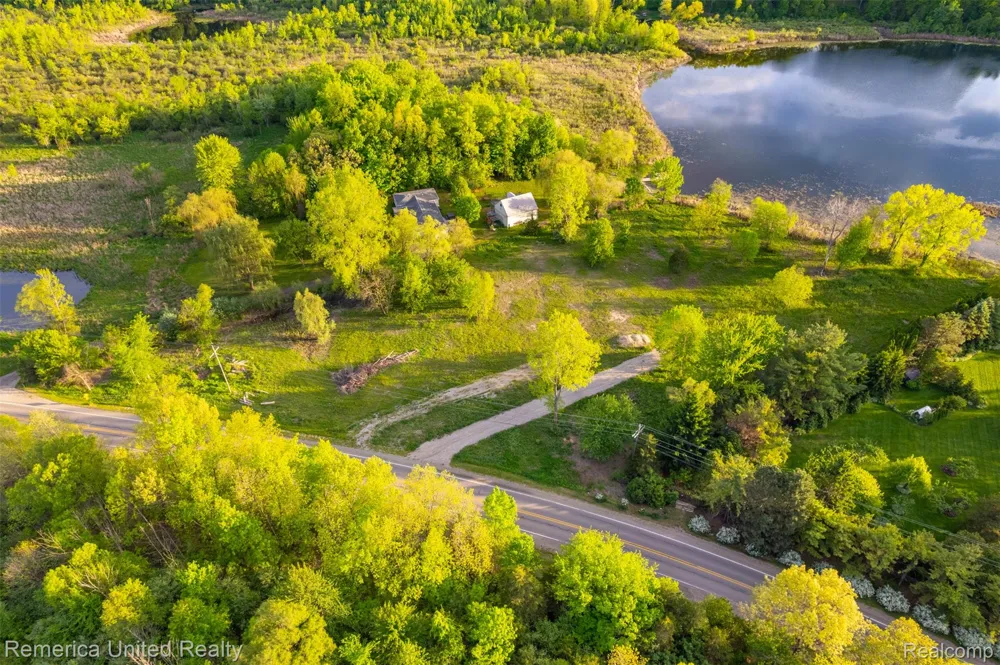 17 Golf Club Oceola Township, MI 48843
