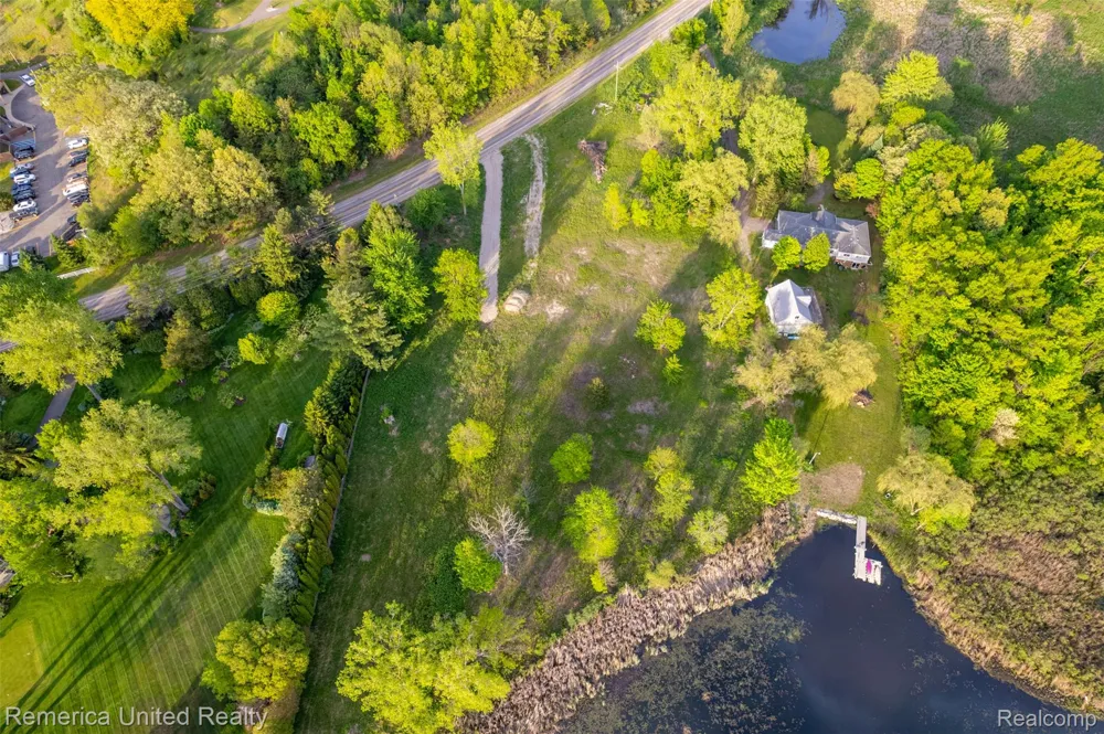 17 Golf Club Oceola Township, MI 48843