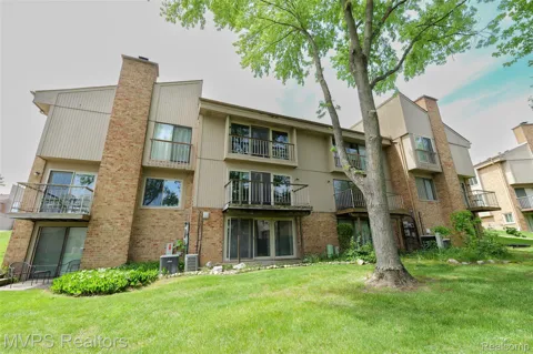 804 S Oak Brook Ridge Drive #149