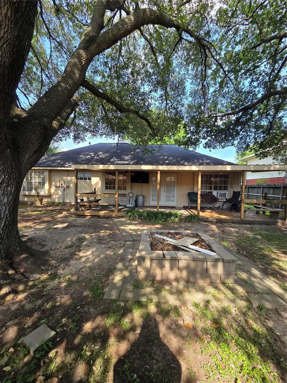 3909 Regency Drive Deer Park, TX 77536