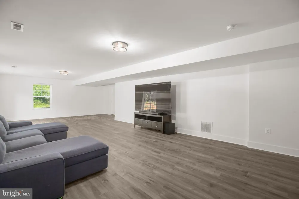 109 ROBELI WAY Fredericksburg, VA 22406