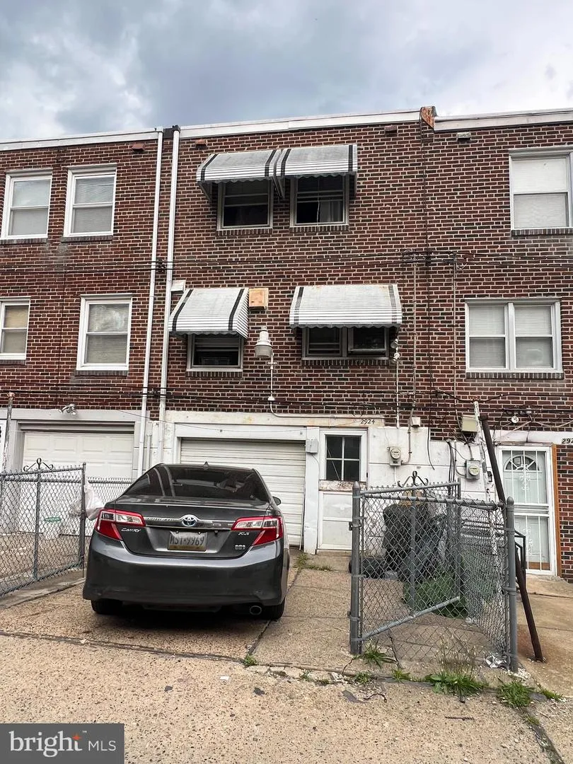 2924 HELLERMAN STREET Philadelphia, PA 19149