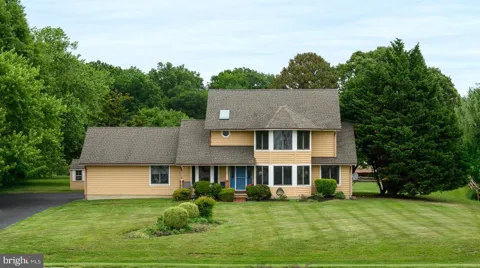 108 PROSPECT BAY DRIVE W