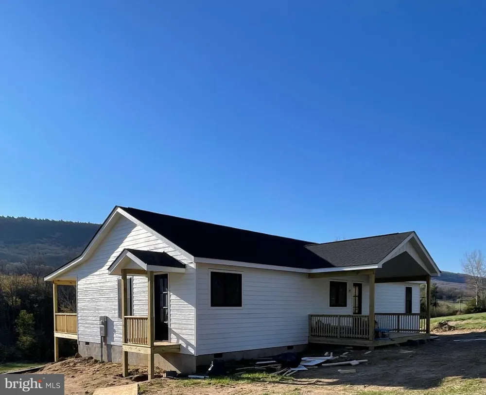 1854 MIDDLE COVE ROAD Mathias, WV 26812