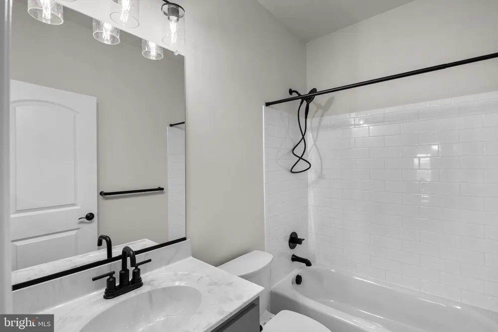 127 NOB HILL PARK DRIVE #BENTON II Reisterstown, MD 21136