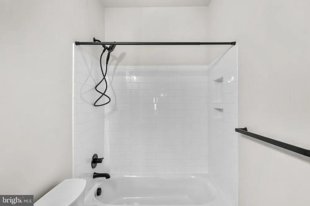 127 NOB HILL PARK DRIVE #BENTON II Reisterstown, MD 21136