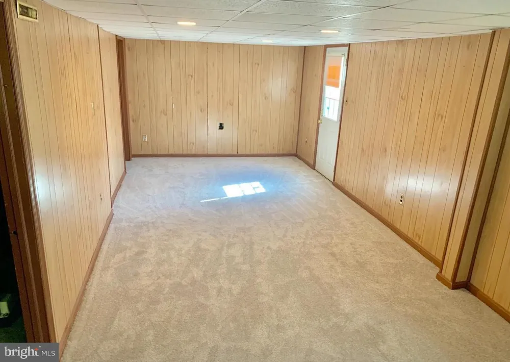 13000 ARCTIC AVENUE Rockville, MD 20853