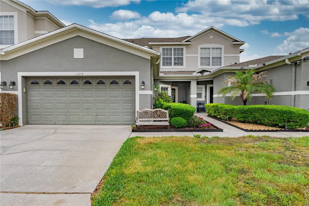 1304 SANDSTONE RUN Sanford, FL 32771