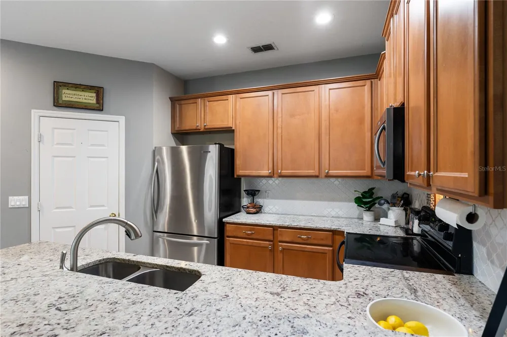 1304 SANDSTONE RUN Sanford, FL 32771