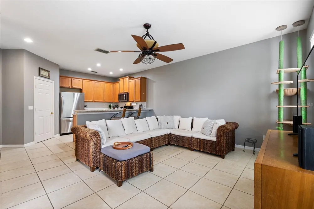 1304 SANDSTONE RUN Sanford, FL 32771