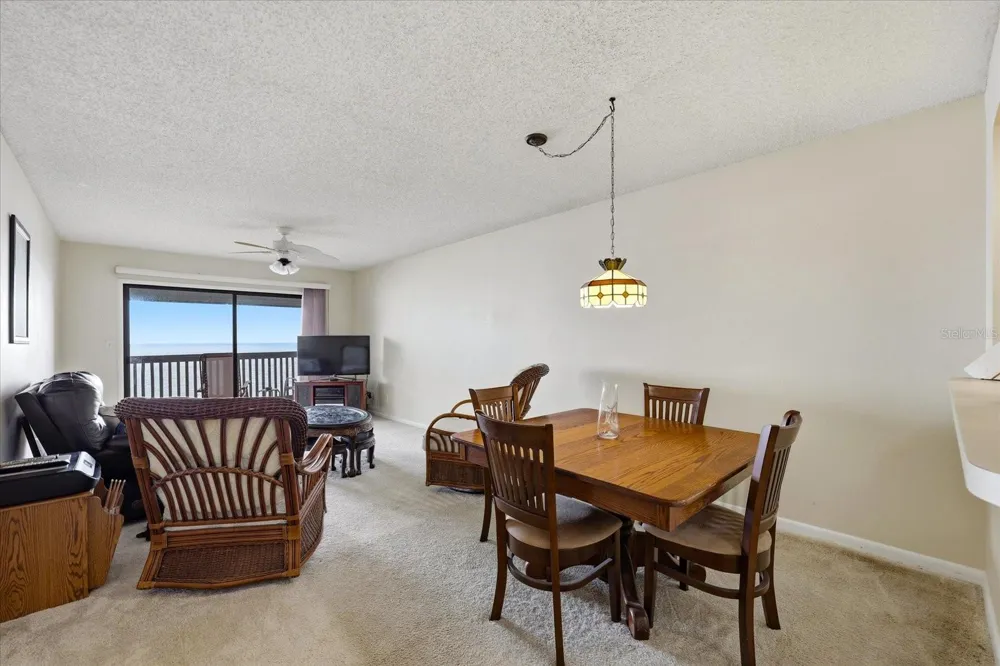 818 BAHIA DEL SOL DRIVE #28 Ruskin, FL 33570