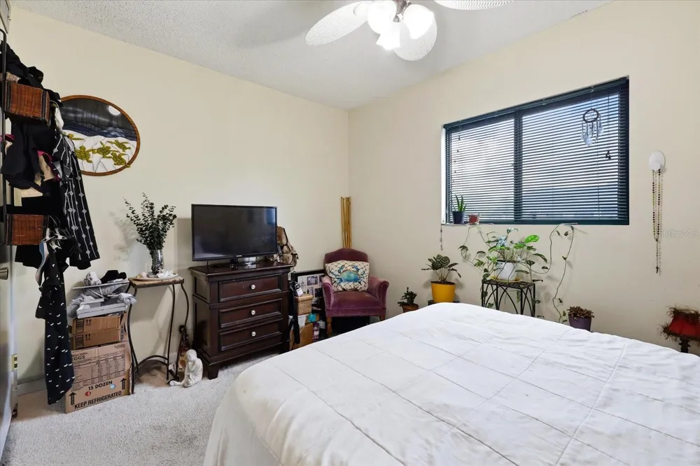 818 BAHIA DEL SOL DRIVE #28 Ruskin, FL 33570