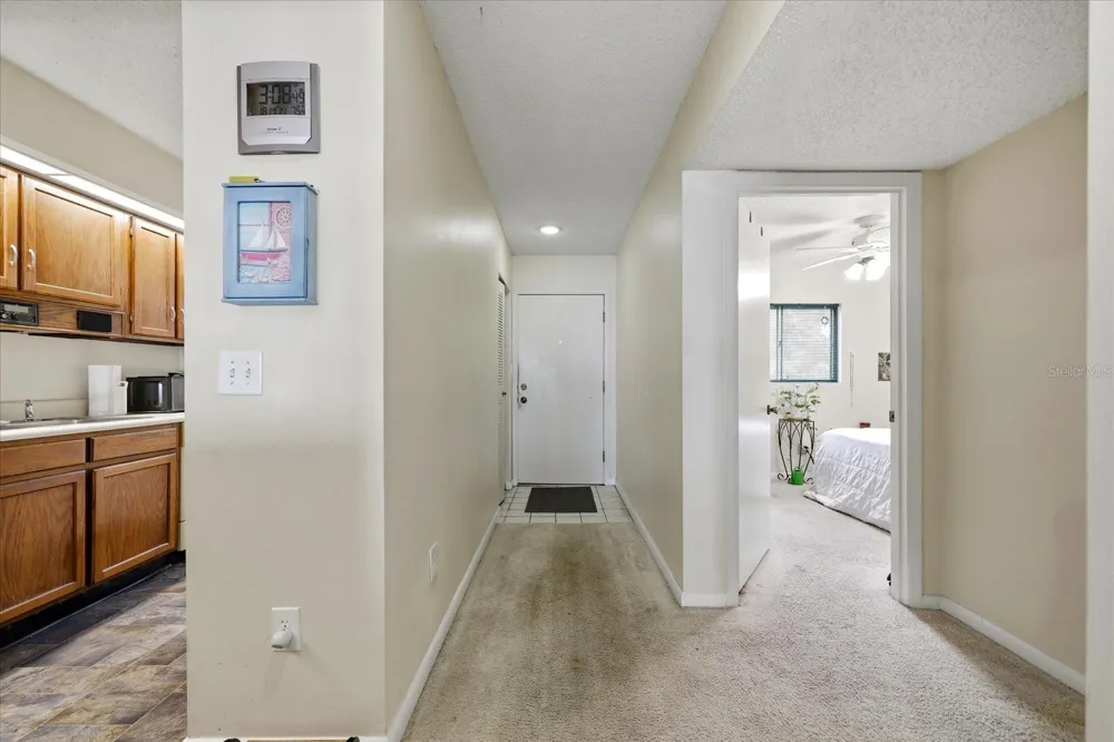 818 BAHIA DEL SOL DRIVE #28 Ruskin, FL 33570