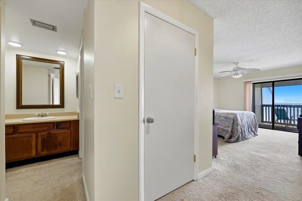 818 BAHIA DEL SOL DRIVE #28 Ruskin, FL 33570