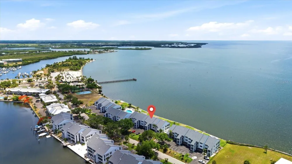 818 BAHIA DEL SOL DRIVE #28 Ruskin, FL 33570