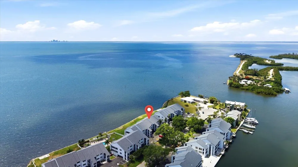 818 BAHIA DEL SOL DRIVE #28 Ruskin, FL 33570