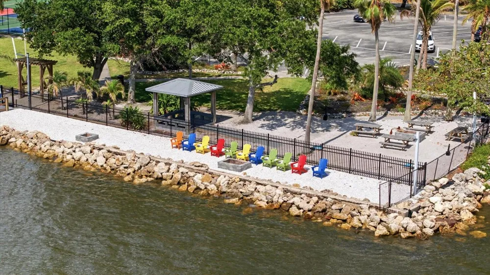 818 BAHIA DEL SOL DRIVE #28 Ruskin, FL 33570