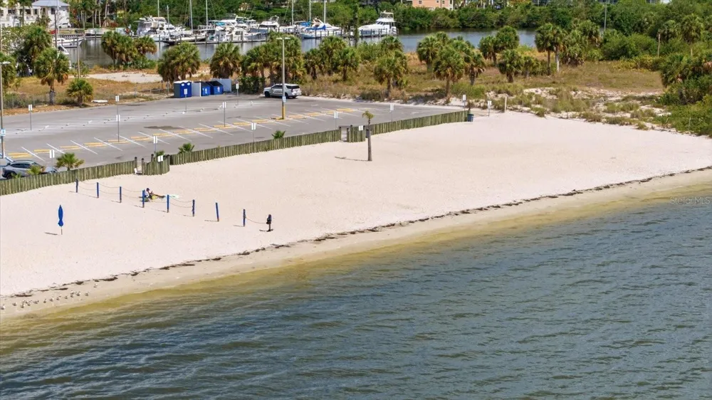 818 BAHIA DEL SOL DRIVE #28 Ruskin, FL 33570