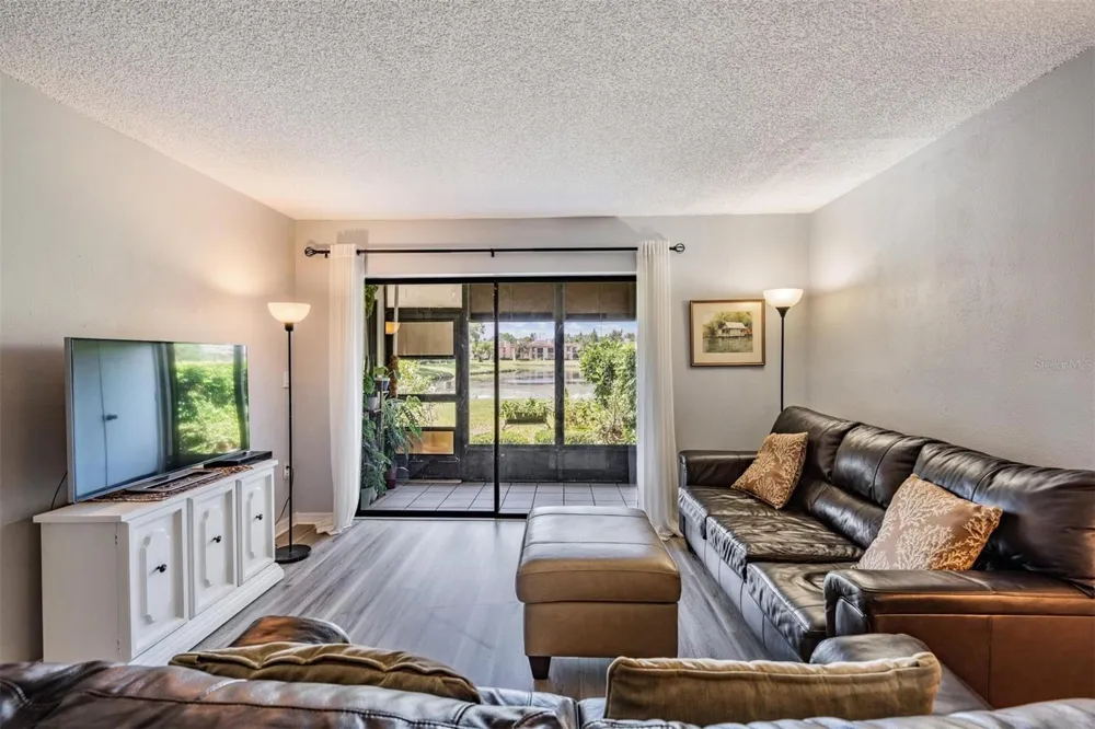 107 LAKEVIEW PLACE #7 Oldsmar, FL 34677