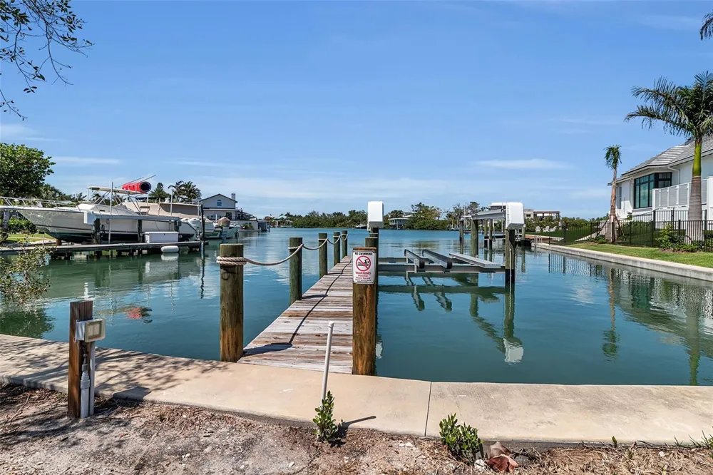 0 ROBERTS POINT ROAD Sarasota, FL 34242