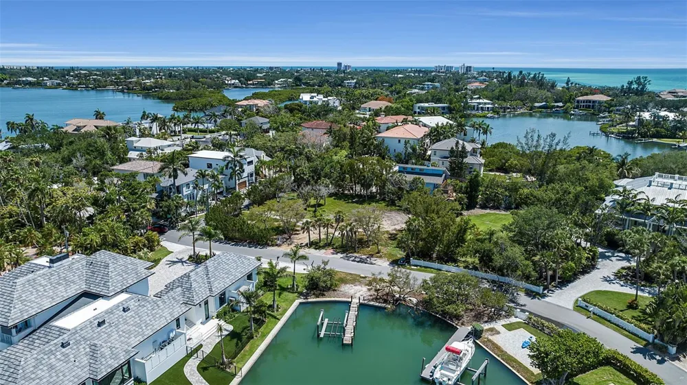 0 ROBERTS POINT ROAD Sarasota, FL 34242