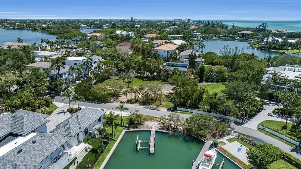 0 ROBERTS POINT ROAD Sarasota, FL 34242