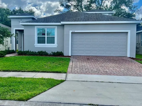 3215 STRATTON CIRCLE