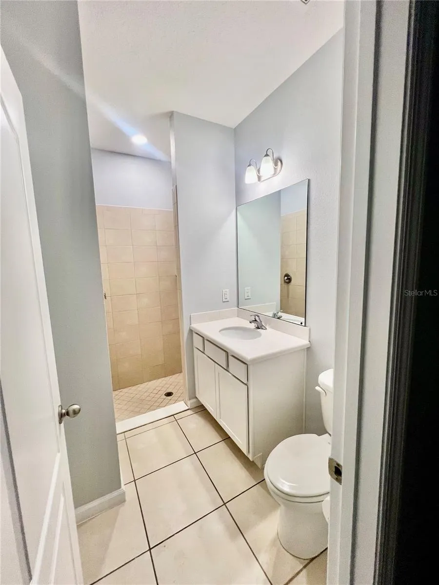 3215 STRATTON CIRCLE Kissimmee, FL 34744