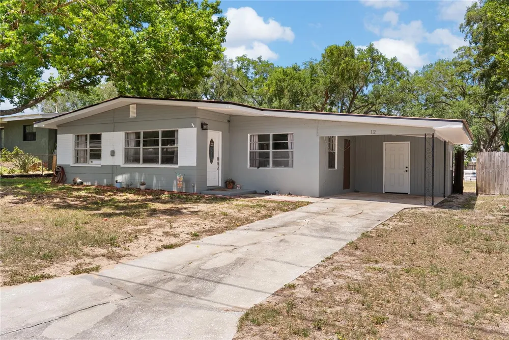 12 BEVERLY DRIVE Frostproof, FL 33843