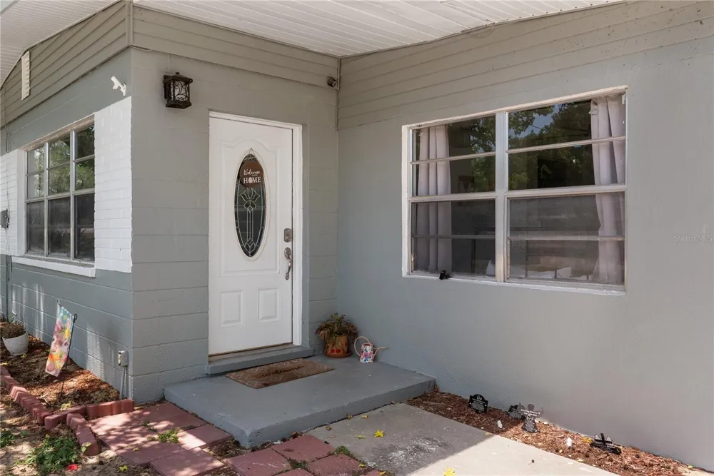 12 BEVERLY DRIVE Frostproof, FL 33843