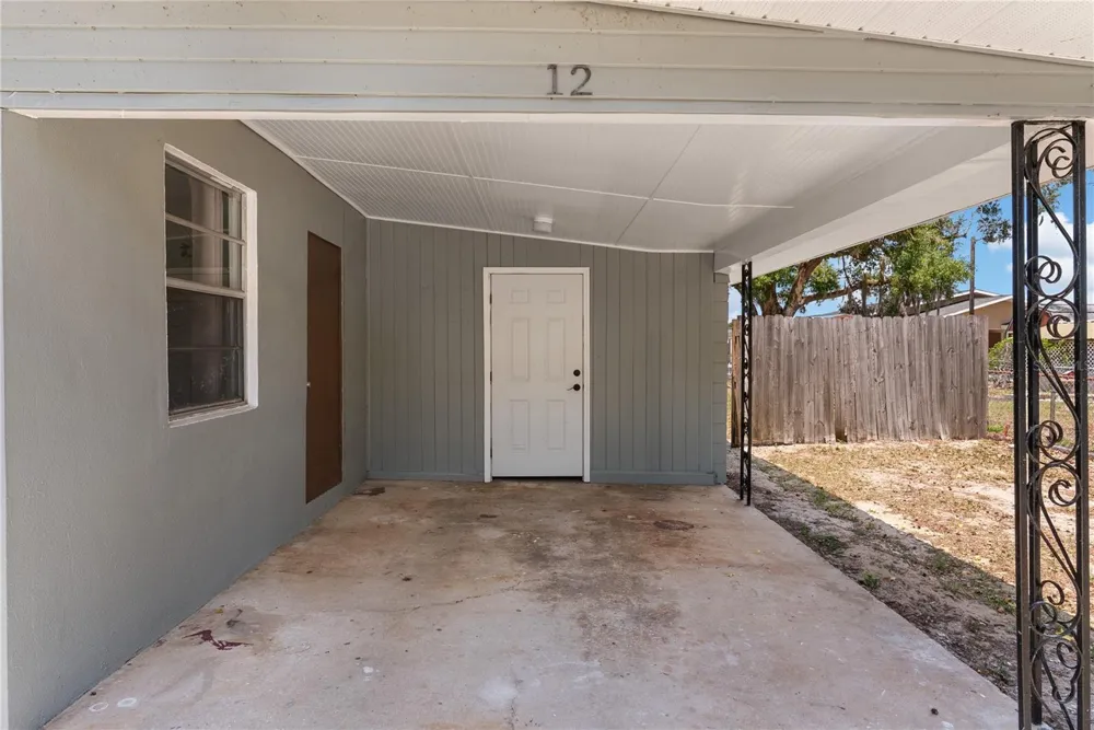 12 BEVERLY DRIVE Frostproof, FL 33843