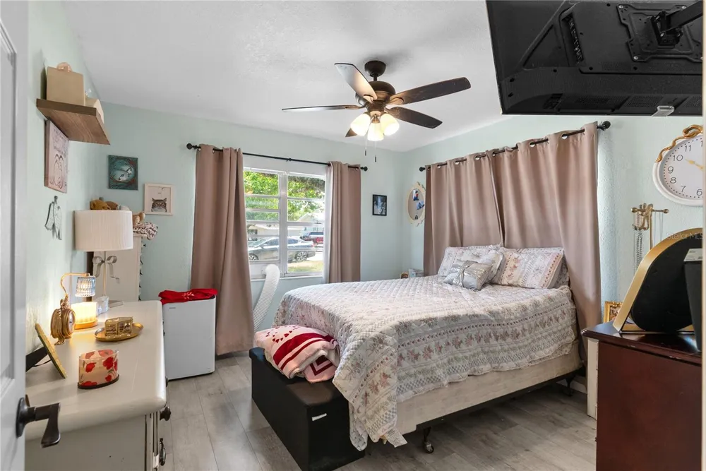 12 BEVERLY DRIVE Frostproof, FL 33843