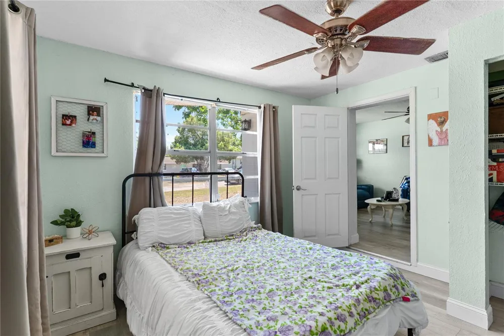 12 BEVERLY DRIVE Frostproof, FL 33843