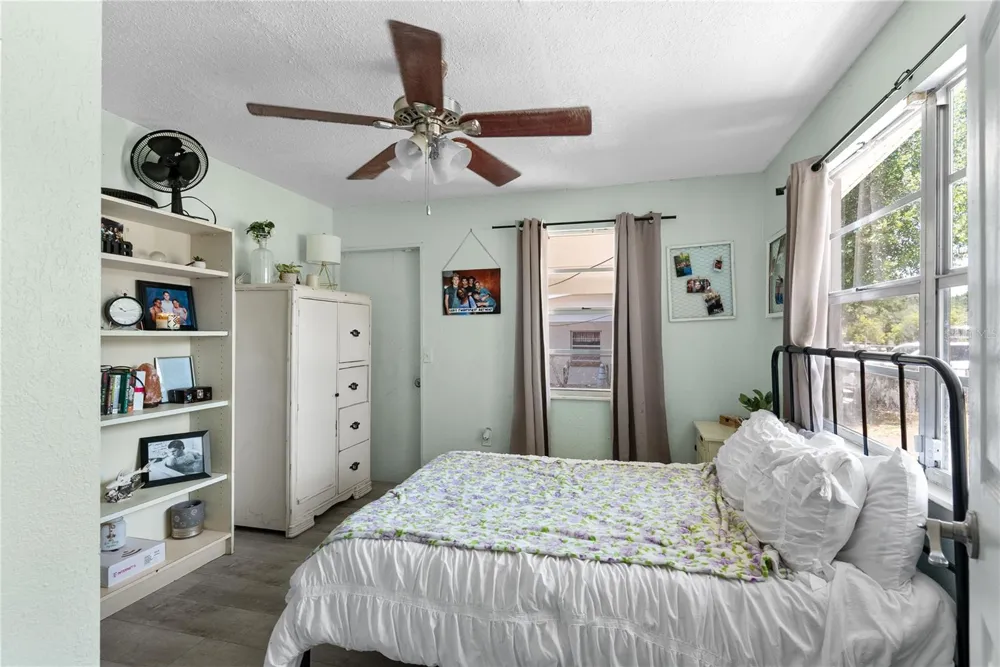 12 BEVERLY DRIVE Frostproof, FL 33843